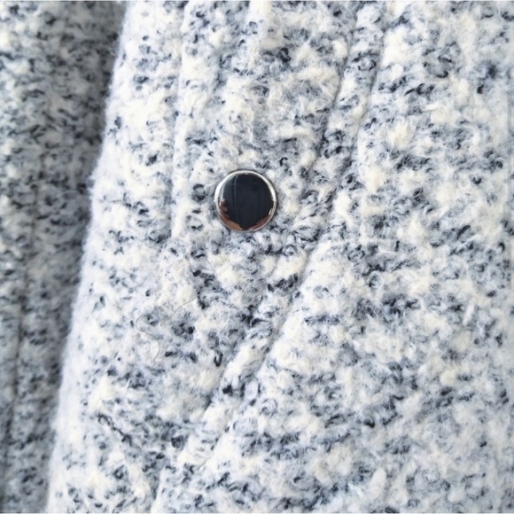 🌿 LOFT Funnel Neck Boucle Coat 🌿 - Picture 4 of 8